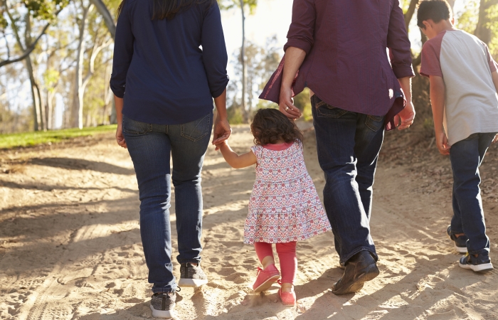 De Belangrijke Rol van Adoptiediensten bij het Samenbrengen van Gezinnen